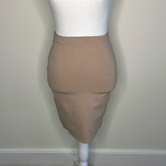 Top 10 Brand Small Tan Color Skirt. Pull-On - Picture 1 of 5